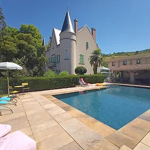 au-fond-de-la-cour.hotels-rhonealpes.com/